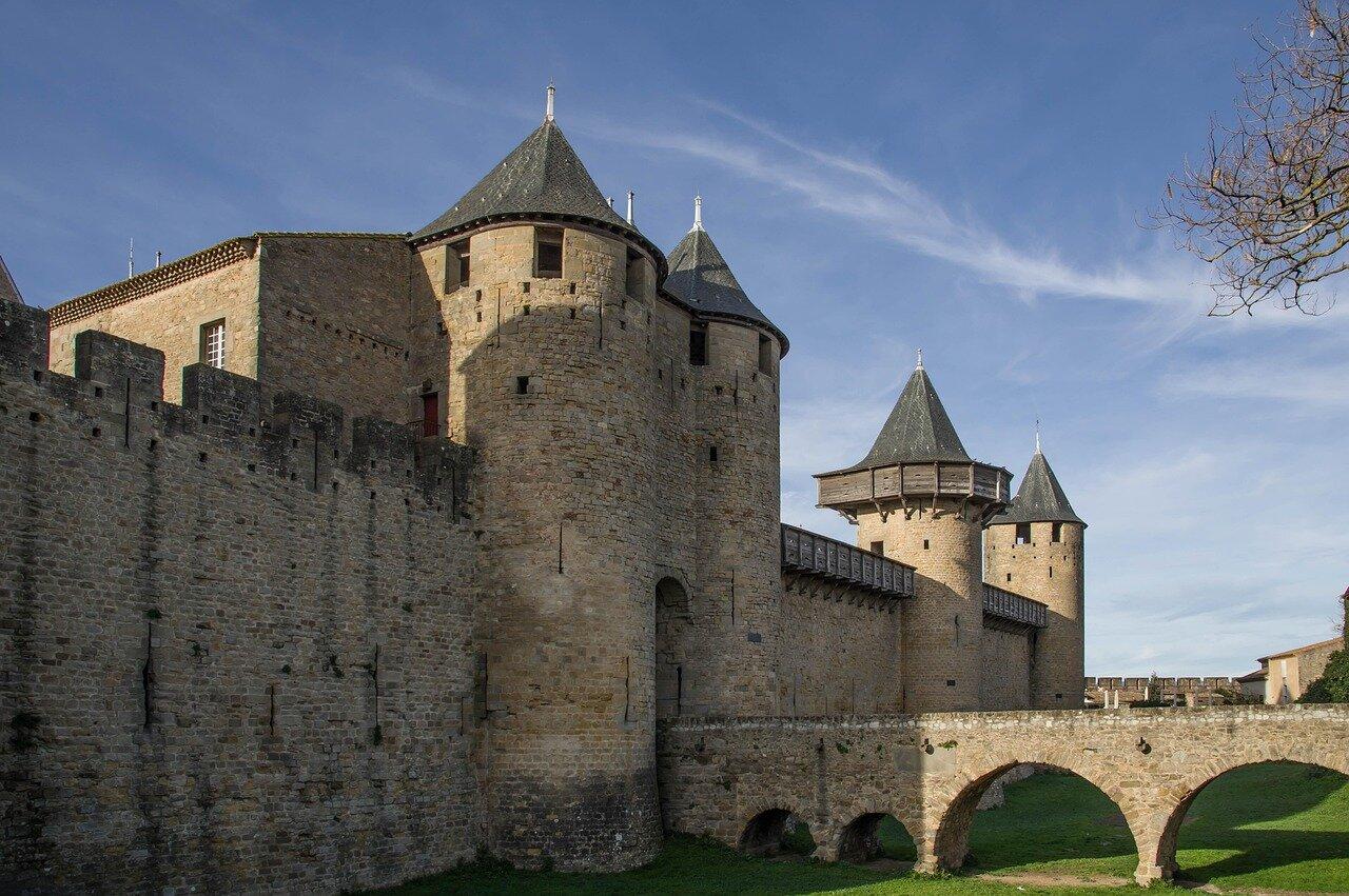 Barcelona to Carcassonne by Train: The Narbonne Change