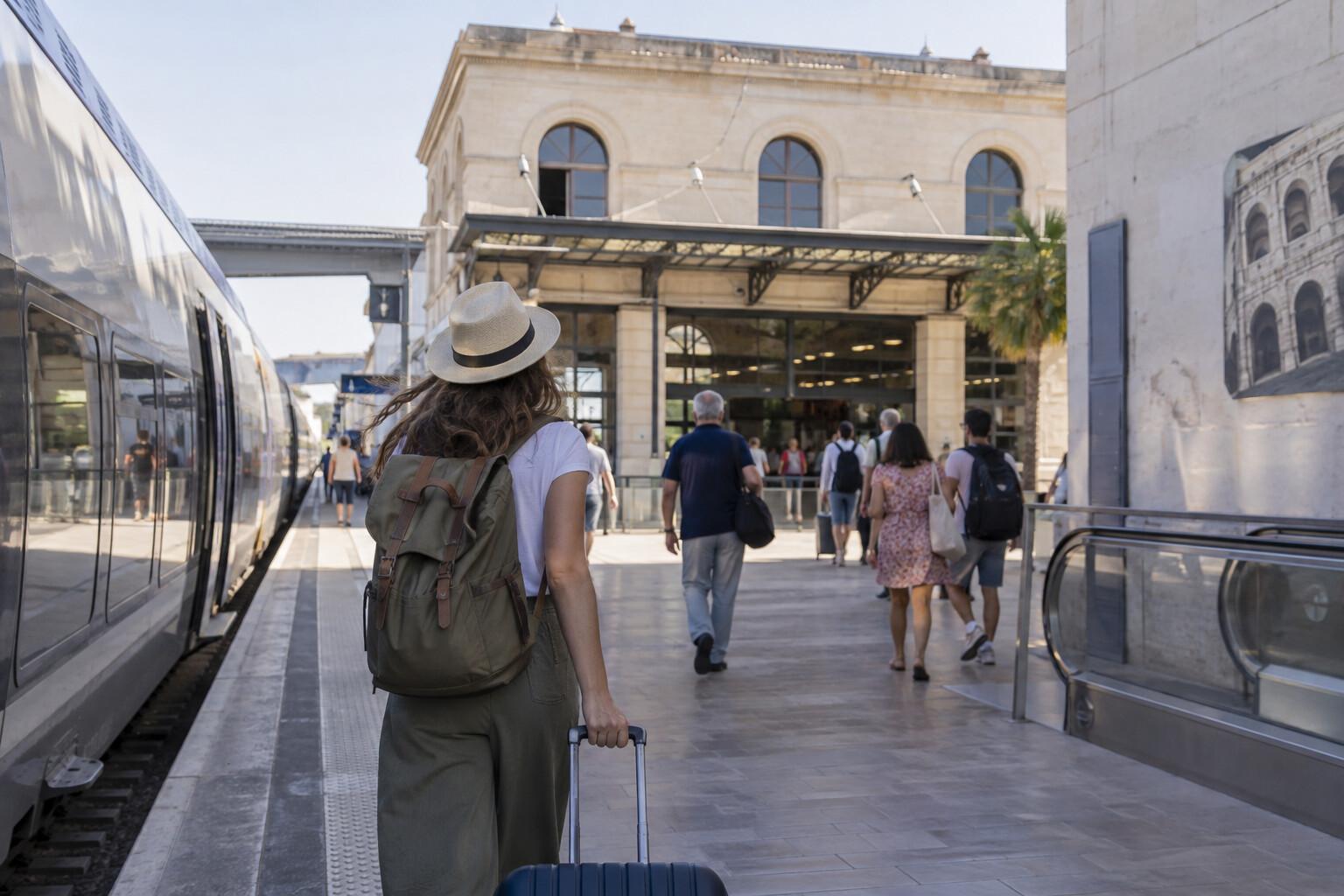 Girona to Nîmes by Train: A One-Night Roman Extension