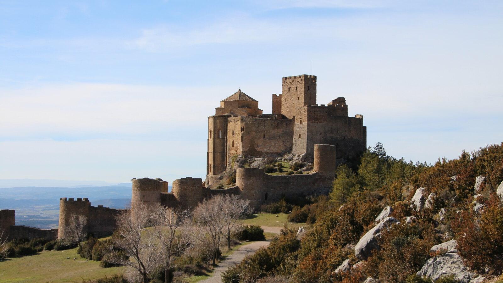 Lleida to Loarre and Huesca: A Two-Night Road Extension